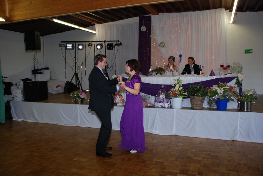 100 - die Frisur sitzt